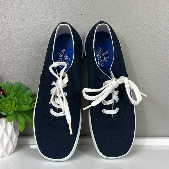 Ked’s Stretch Platform Sneaker 5.5 Classic Navy Lace Up Square Box Toe - Picture 8 of 10